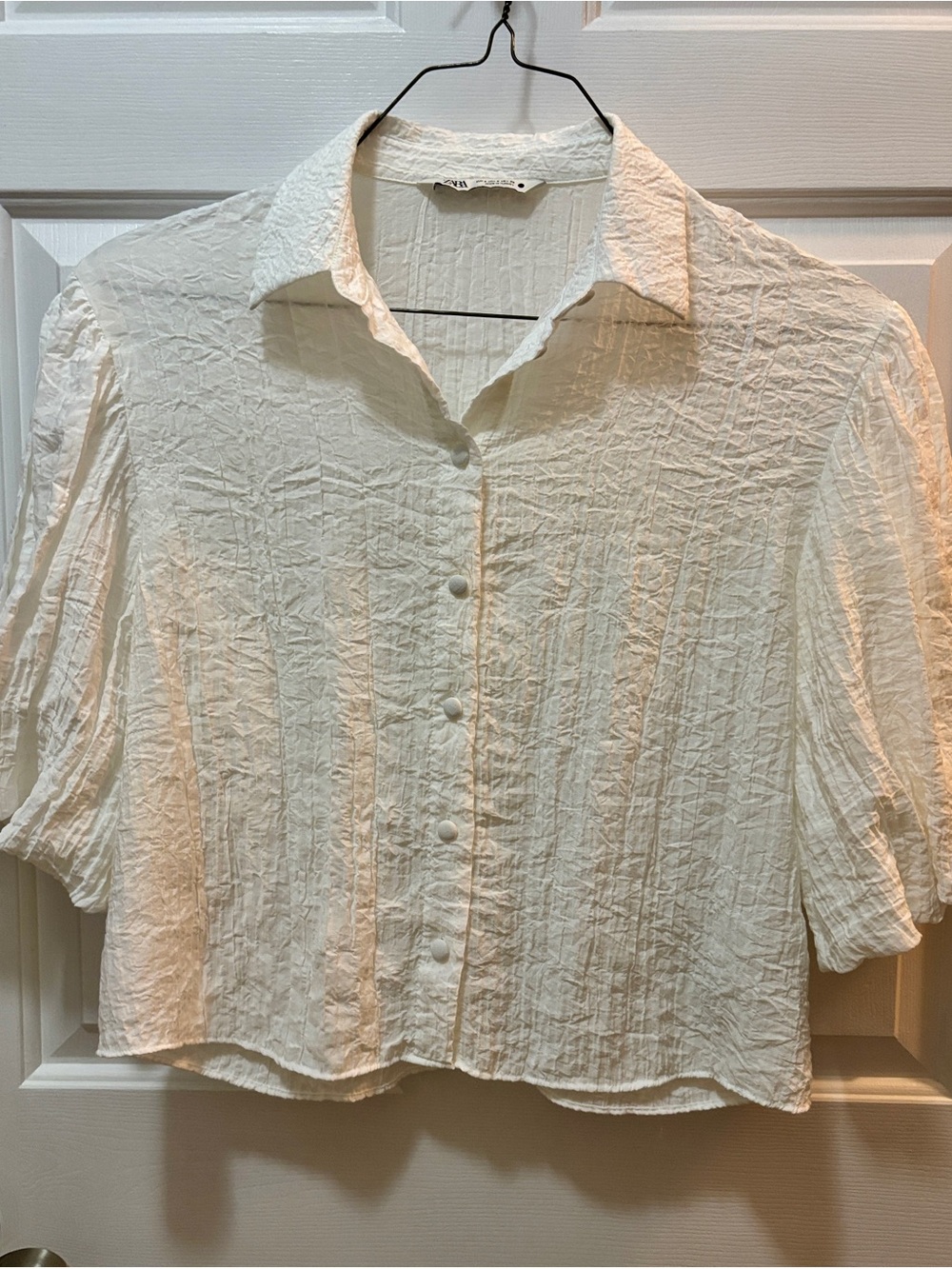 Zara Cropped White Crinkled Button-Front Short Sleeve Blouse cropped Size Small